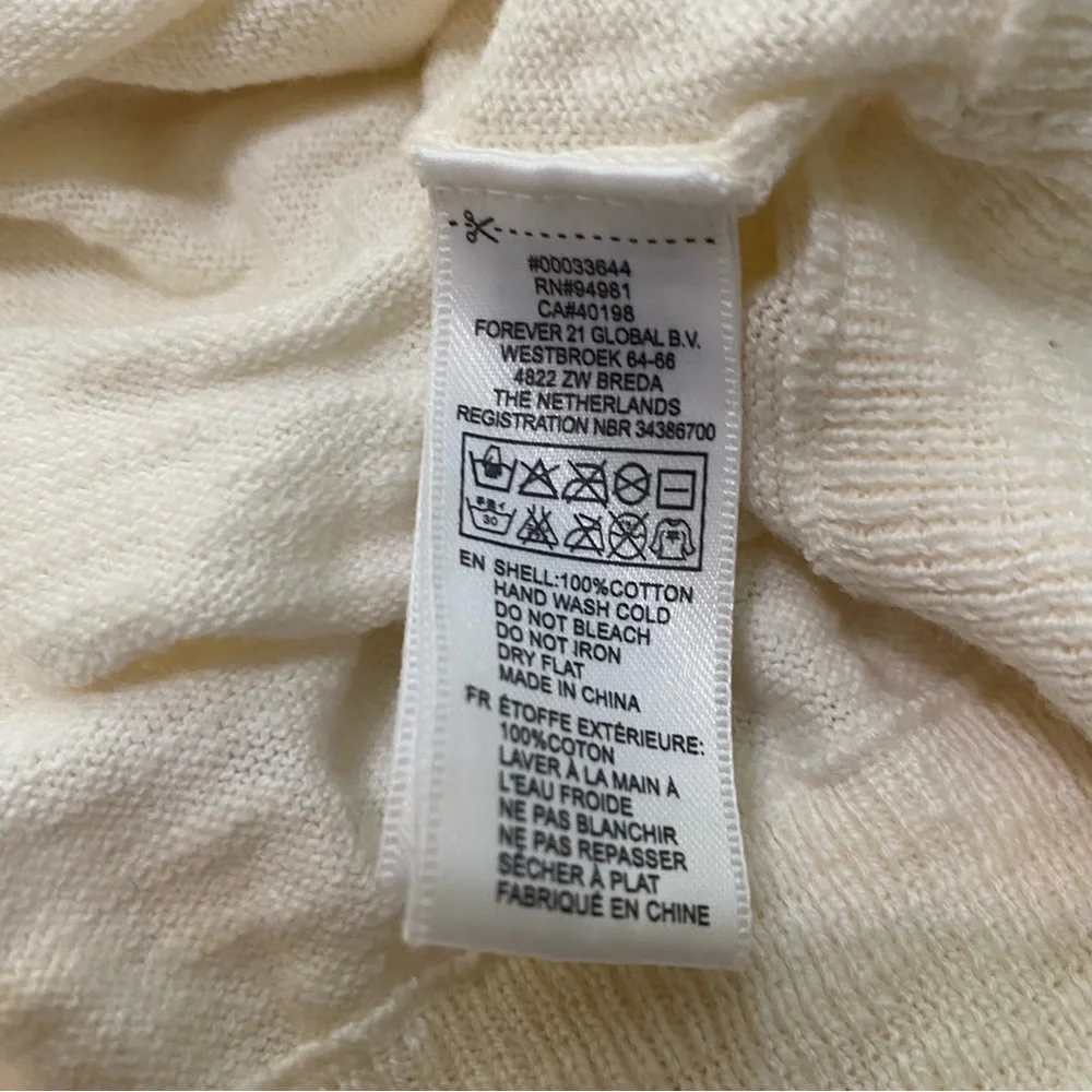 ⭐️Forever 21 cream and blue cardigan size small petite.🍁 - Picture 6 of 7